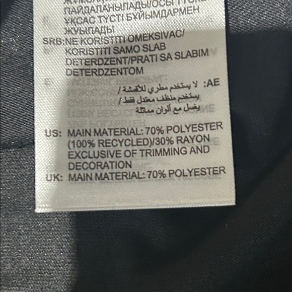 Adidas Black Cropped Tee - Picture 4 of 5